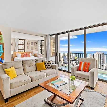 Waikiki Banyan 1Br With Great Ocean Views, Steps To Beach & Parking! โฮโนลูลู ภายนอก รูปภาพ